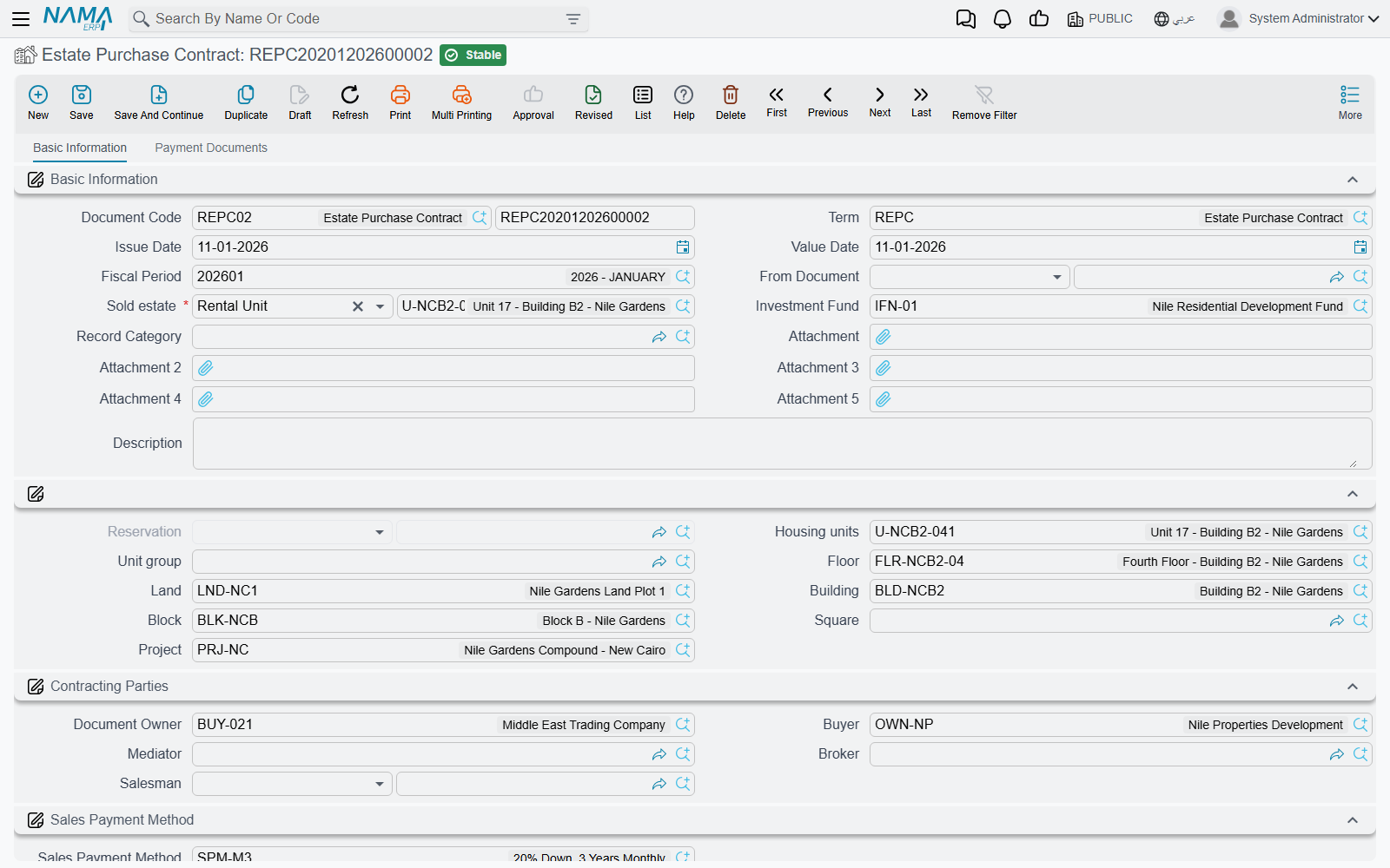 The estate purchase contract with its price block, installment grid and payment actions